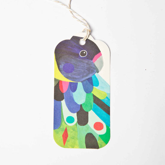 Earth Greetings Beautiful colourful parrot on an eco-friendly gift tag that's recyclable.
