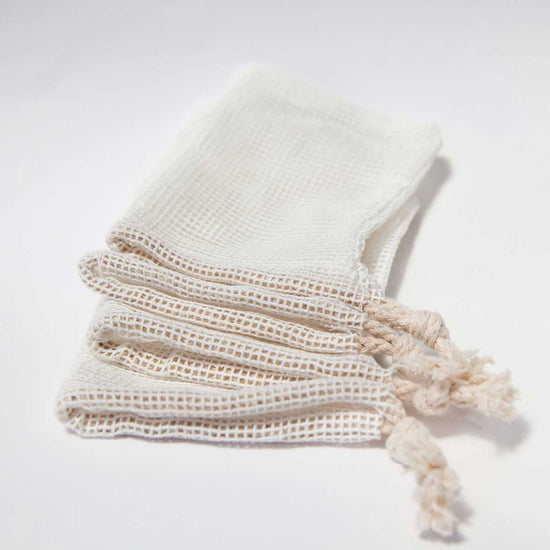 4 reusable cotton soap bags. Eco-friendly and sustainable personal care.