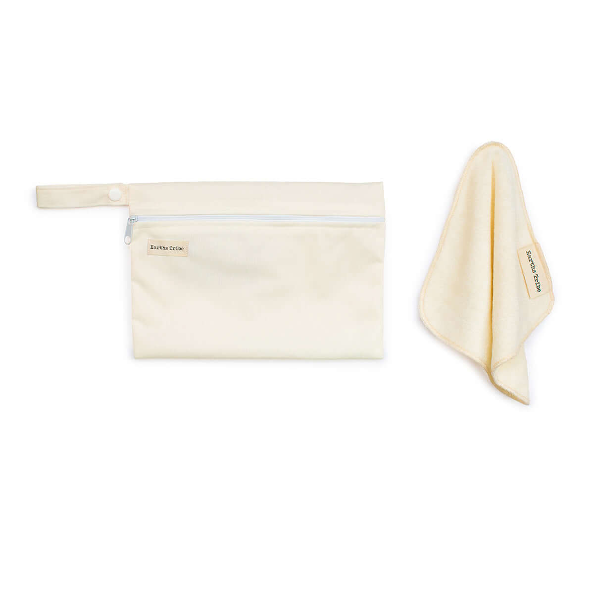 Reusable, plastic-free and eco-friendly white cotton baby white with a reusable wet bag. Diminish.