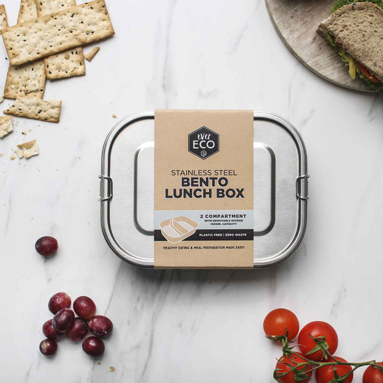 Stainless steel and plastic-free bento lunch box with 2 compartments.